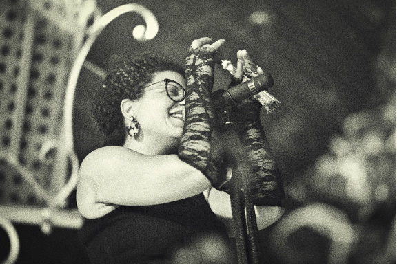 Jenna singt bei Rock auf der Burg